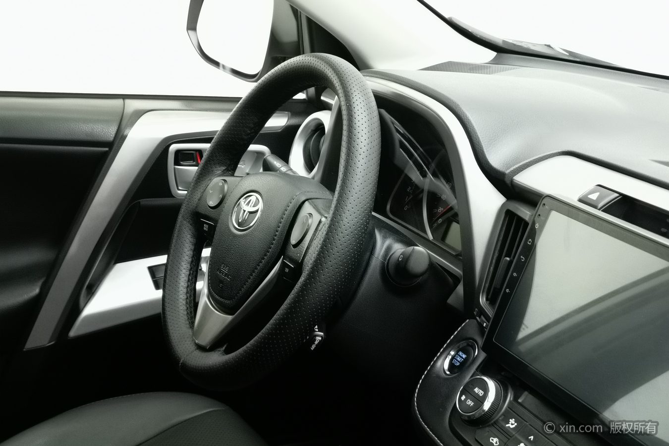 Toyota RAV4 2017 #23 Toyota RAV4 2017 صورة سيارة #23