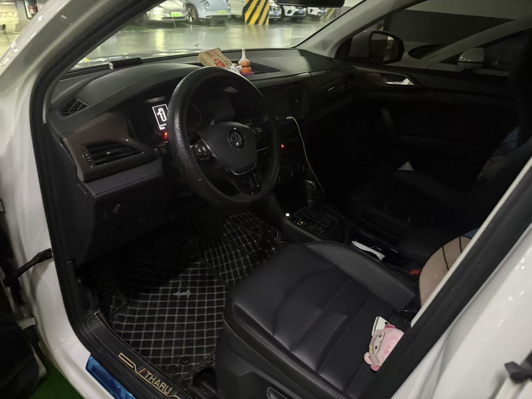 2020 immagine di auto #4