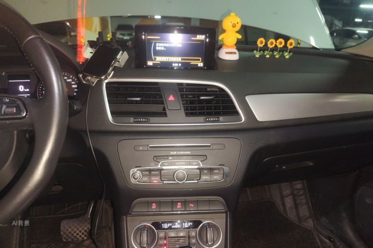 Audi Q3 2017 #15 Audi Q3 2017 car image #15