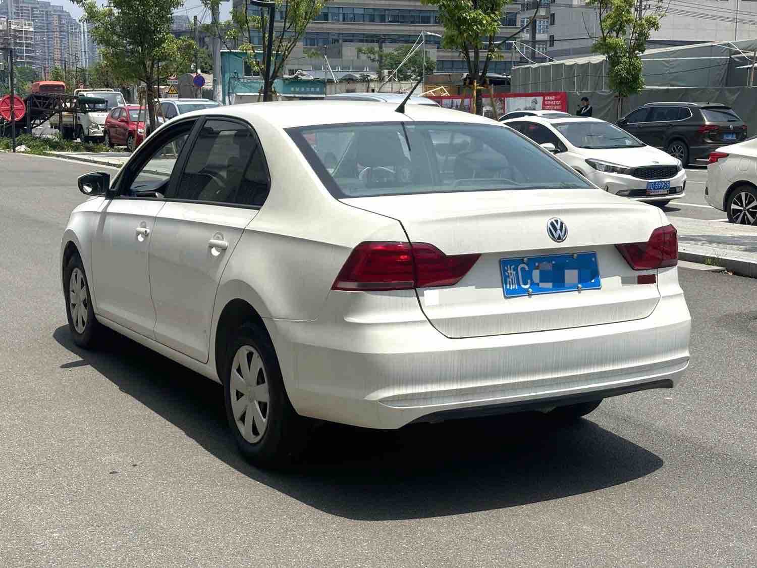 Volkswagen Santana 2019 car image #9