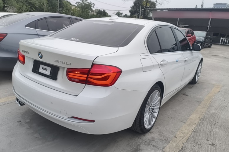 BMW 3 Series 2018 #5 BMW 3 Series 2018 imagen de coche #5