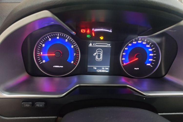 GEELY Emgrand 2016 #16 GEELY Emgrand 2016 car image #16