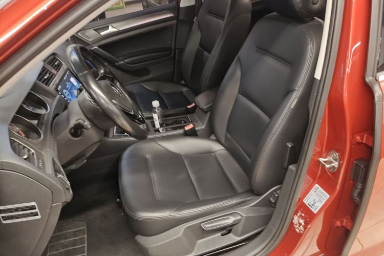 Volkswagen Golf 2016 изображение автомобиля #17