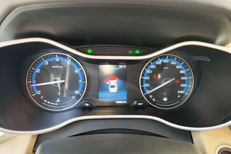 GEELY Emgrand 2018 #12 GEELY Emgrand 2018 car image #12