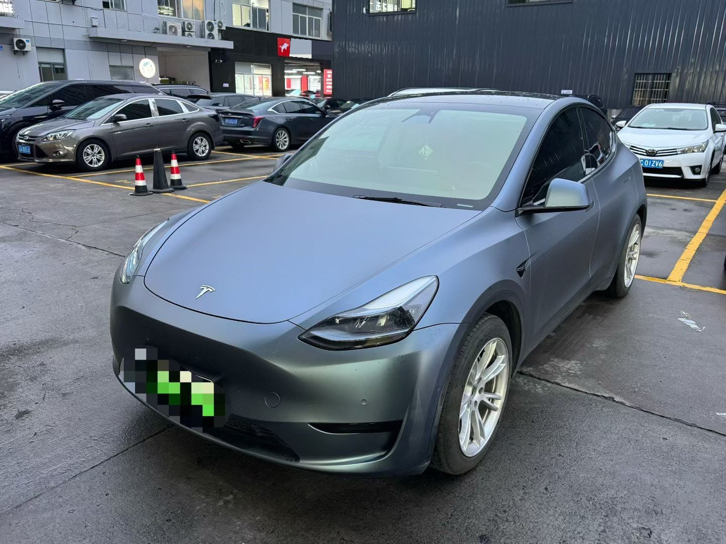 Tesla Model Y 2023 Tesla Model Y 2023 car image