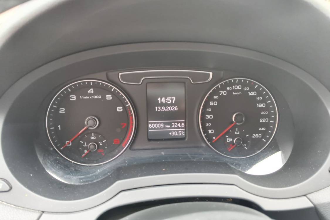 Audi Q3 2017 #24 Audi Q3 2017 car image #24