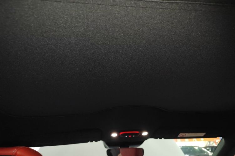 MI SU7 2025 image de voiture #18