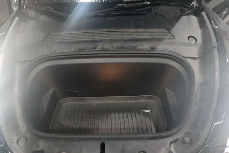 Tesla Model Y 2023 #20 Tesla Model Y 2023 car image #20