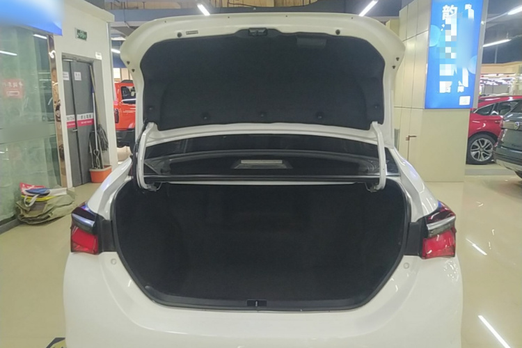 Toyota Corolla 2018 #19 Toyota Corolla 2018 car image #19