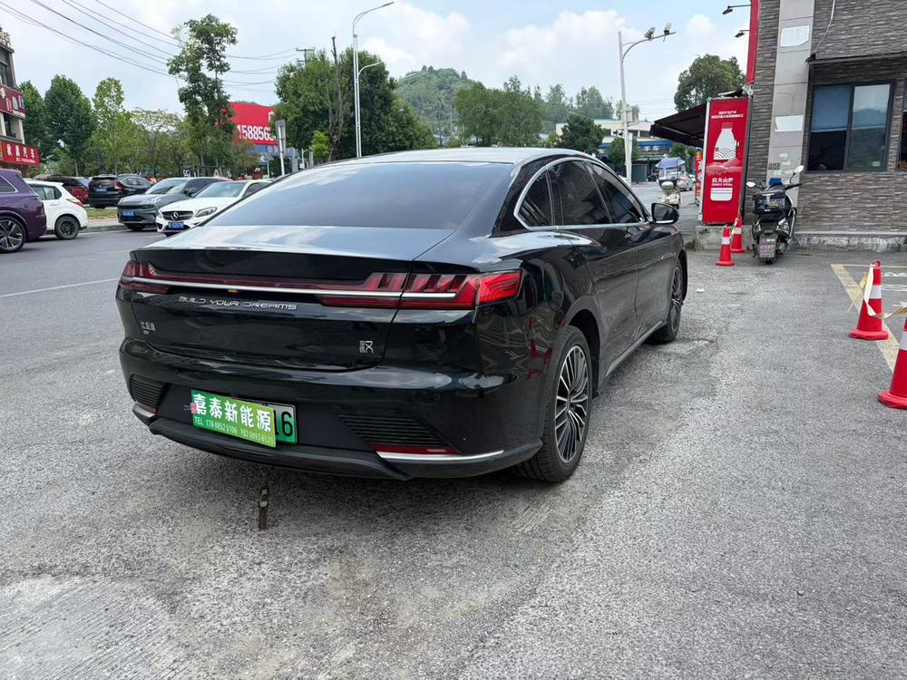 BYD Han 2023 #6 BYD Han 2023 car image #6