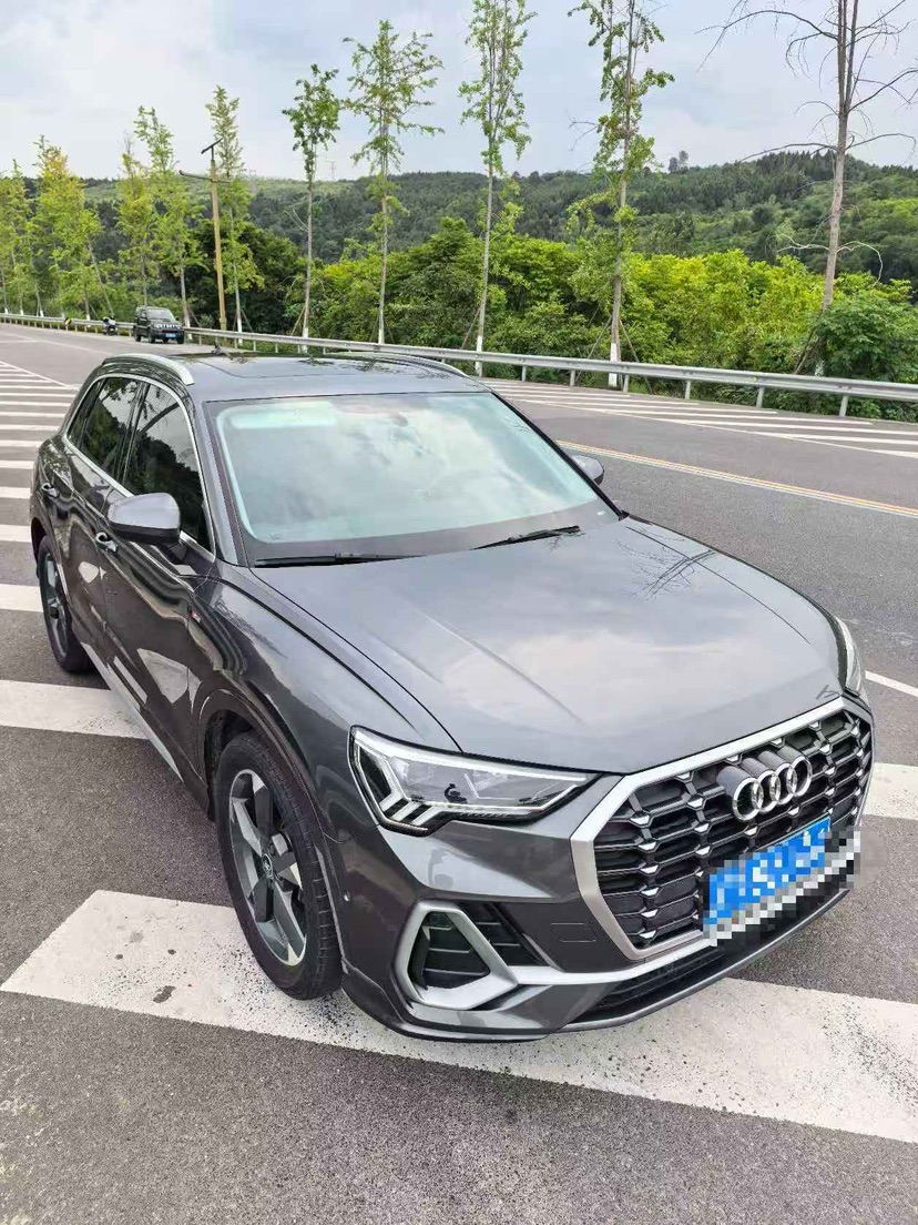 Audi Q3 2022 #2 Audi Q3 2022 car image #2