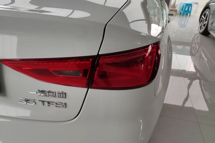 Audi A3 2016 immagine di auto #8