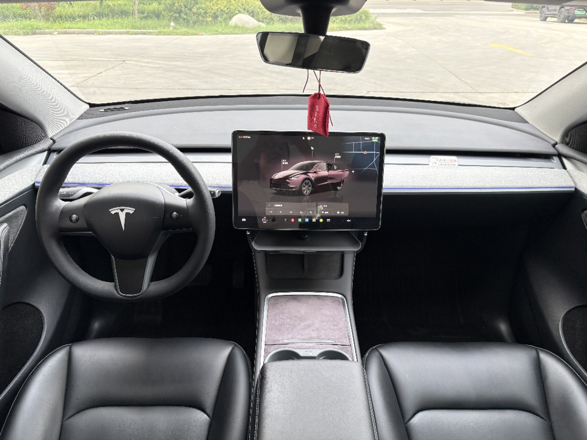 Tesla Model Y 2024 #5 Tesla Model Y 2024 immagine di auto #5