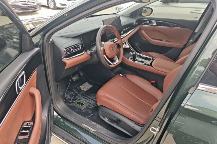 GEELY Emgrand 2025 car image #15