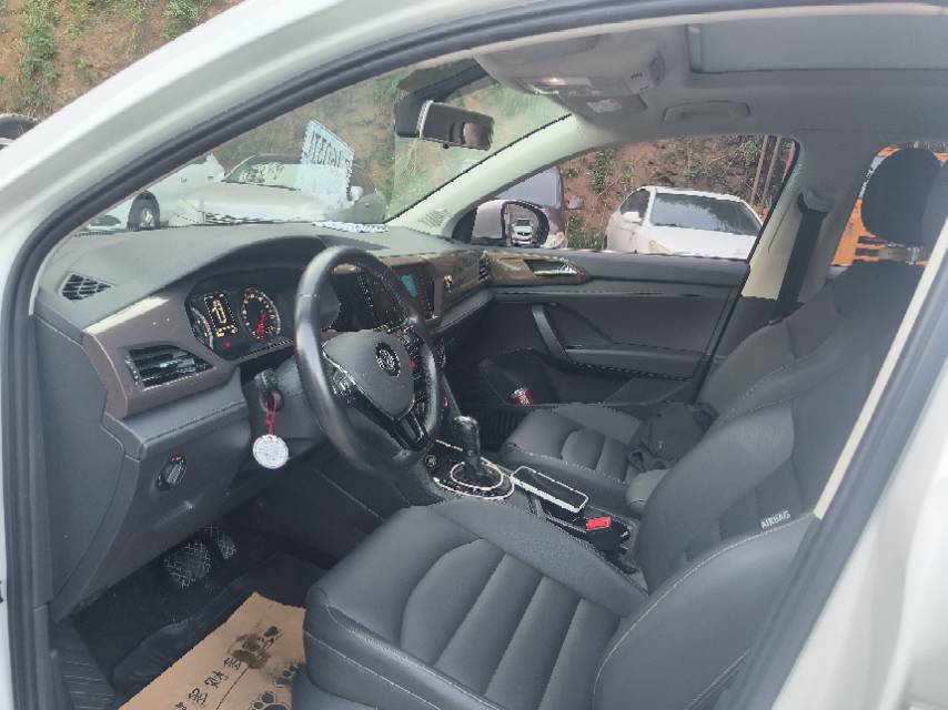 Volkswagen Tharu 2019 #8 Volkswagen Tharu 2019 car image #8