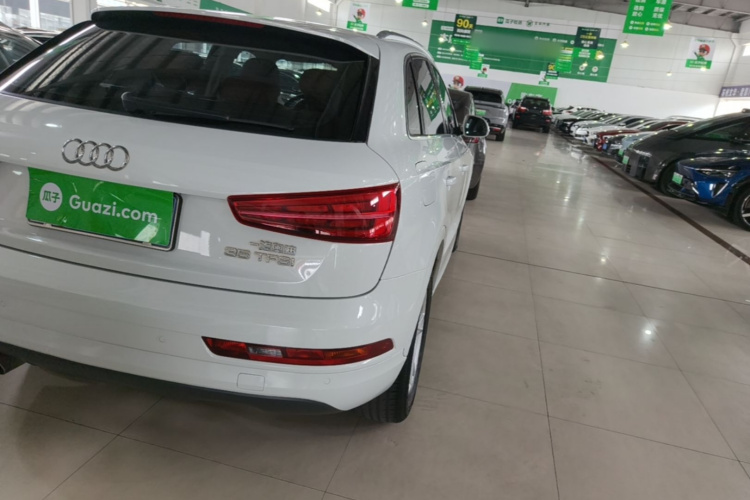 Audi Q3 2017 #8 Audi Q3 2017 car image #8