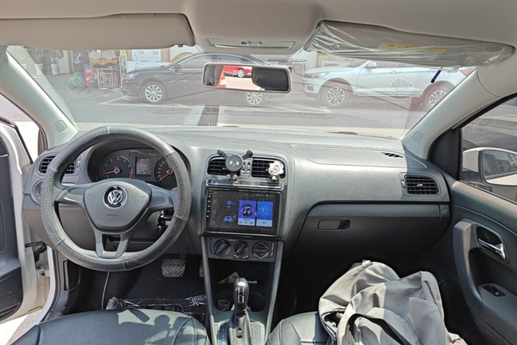 Volkswagen Polo 2019 #10 Volkswagen Polo 2019 car image #10
