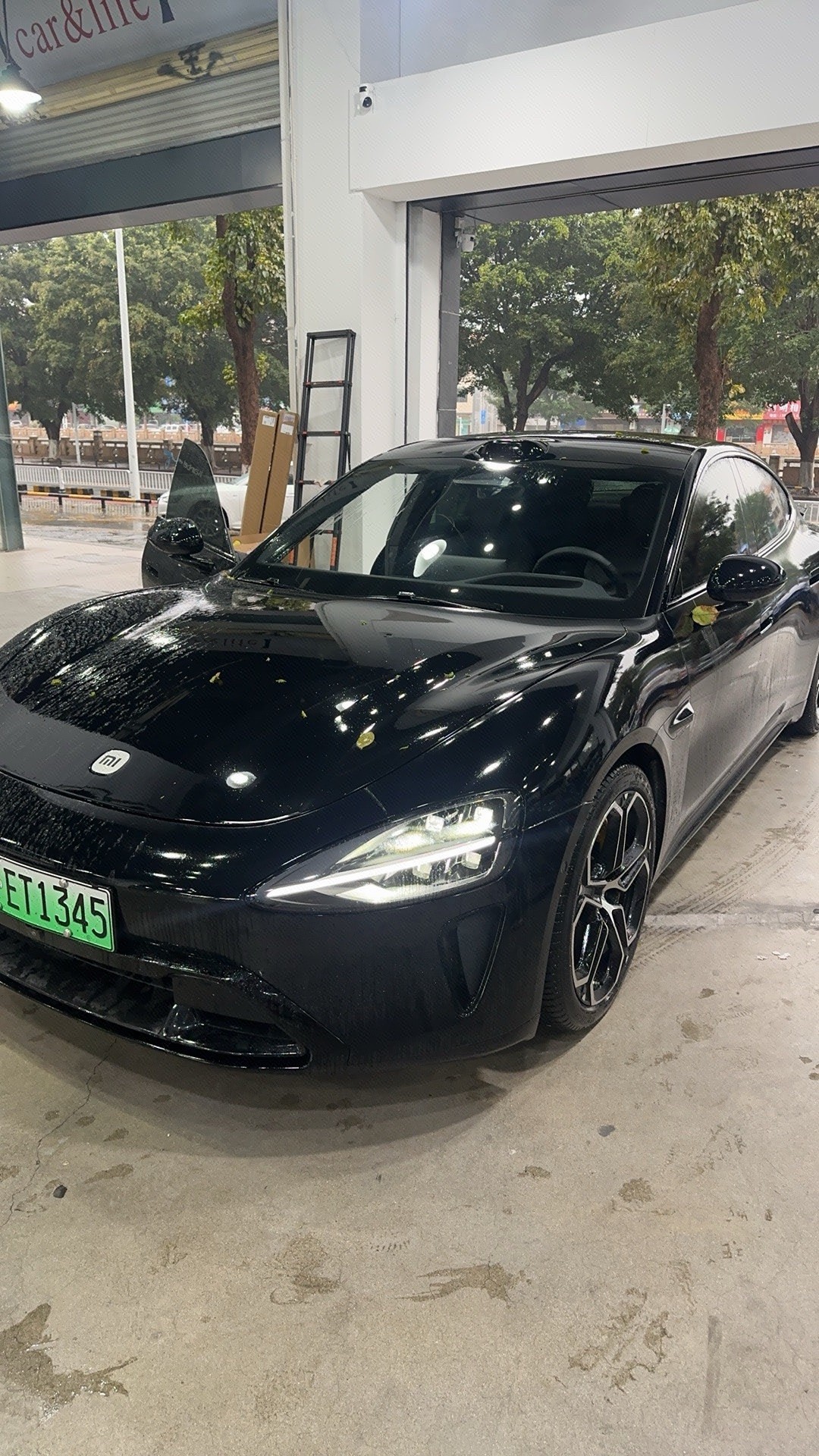 MI SU7 2025 car image 