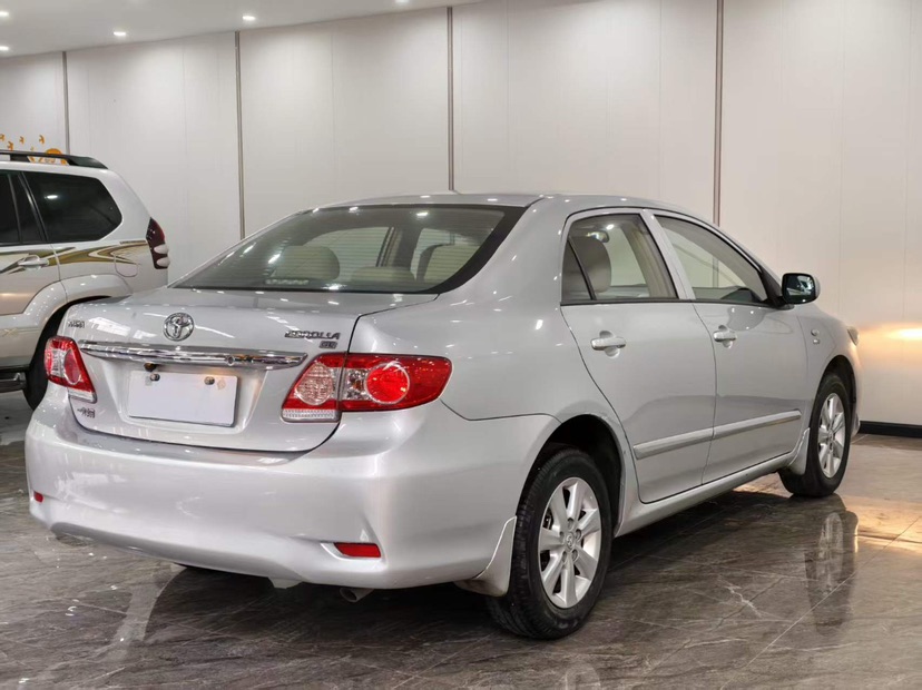Toyota Corolla 2013 #9 Toyota Corolla 2013 car image #9