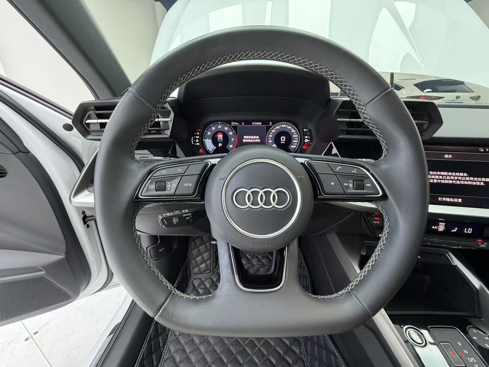 Audi A3 2023 image de voiture #9