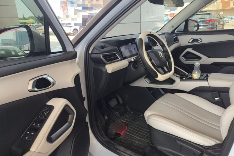 BYD YuanUP 2025 car image #16