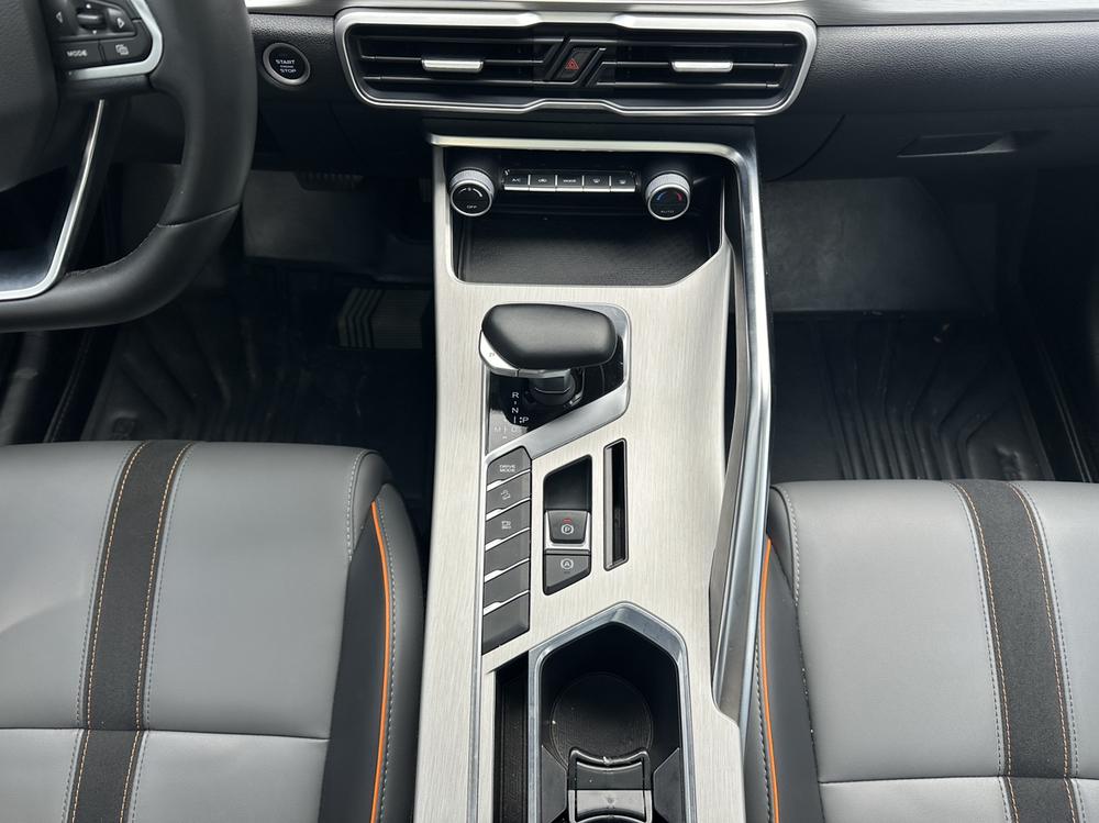 GEELY Coolray 2023 #8 GEELY Coolray 2023 car image #8