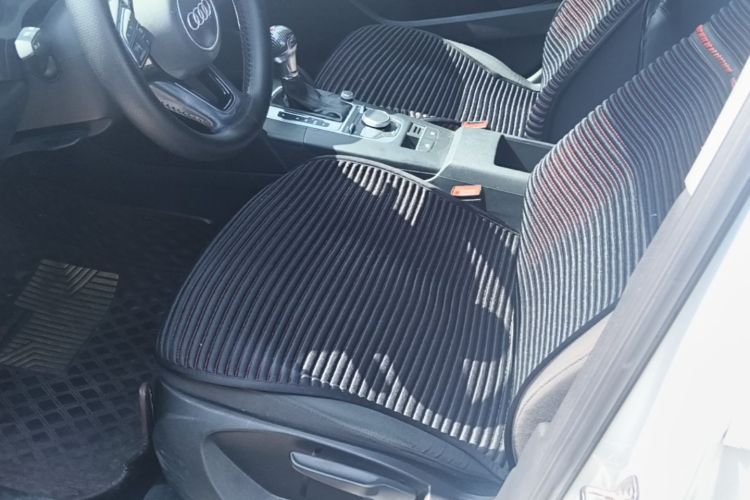 Audi A3 2018 car image #15
