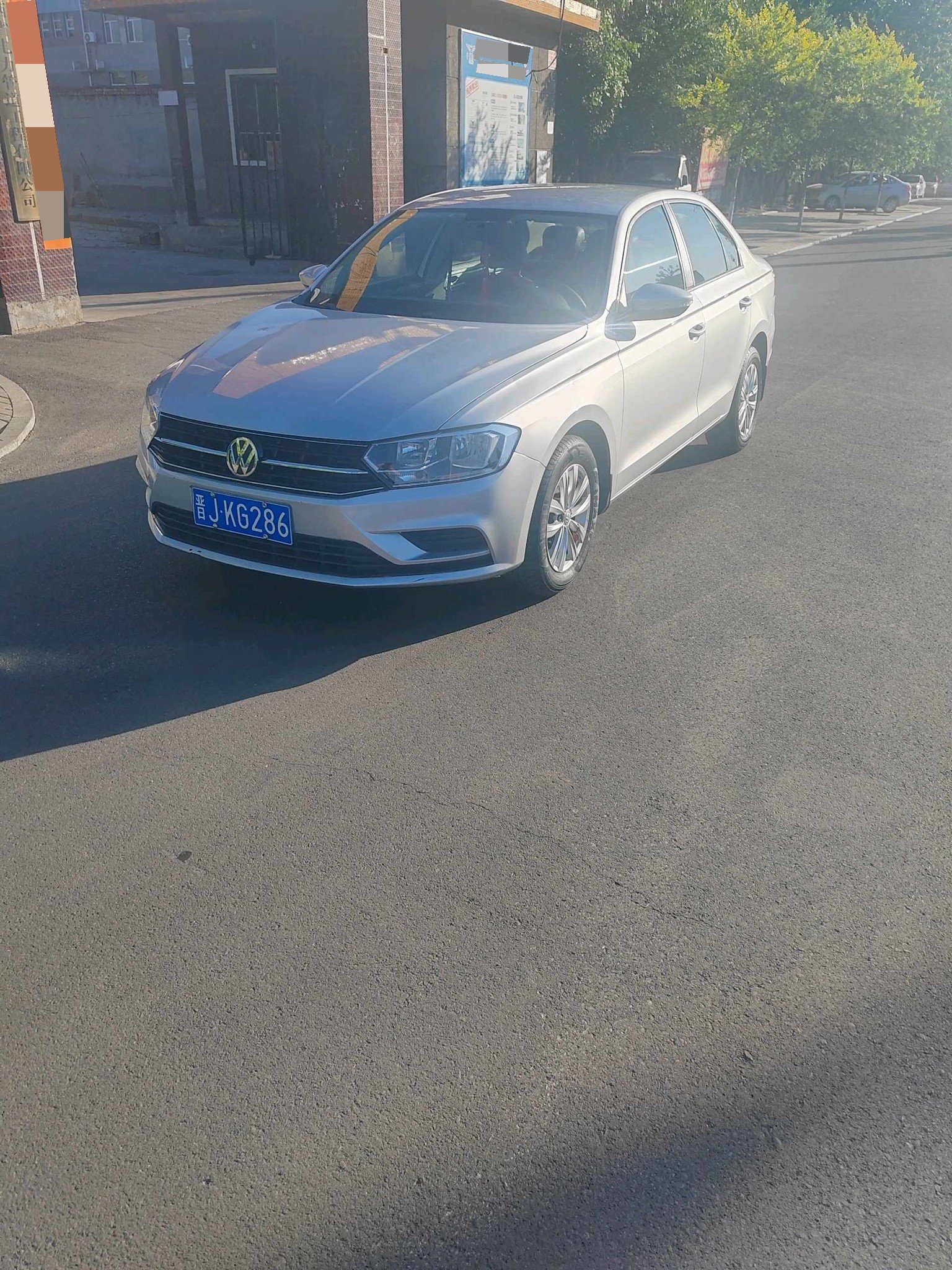 Volkswagen Bora 2016 car image 