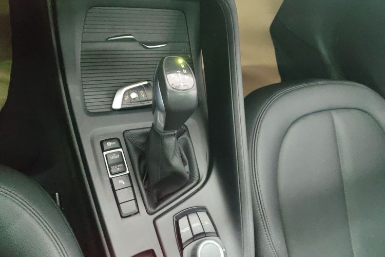 BMW X1 2017 imagen de coche #14