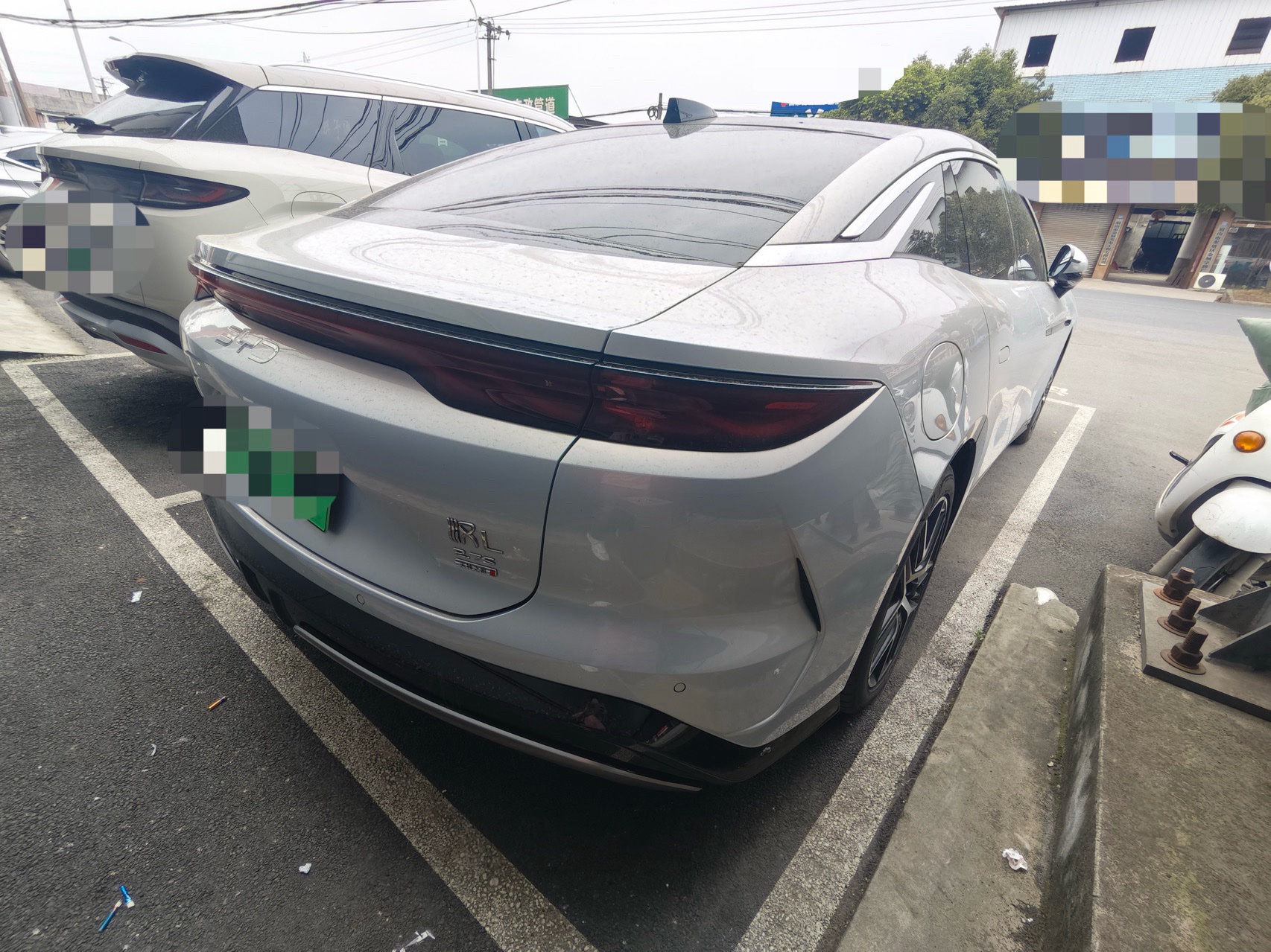 BYD HanL 2025 car image #5