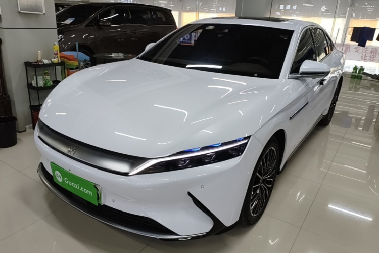 BYD Han 2022 #2 BYD Han 2022 car image #2
