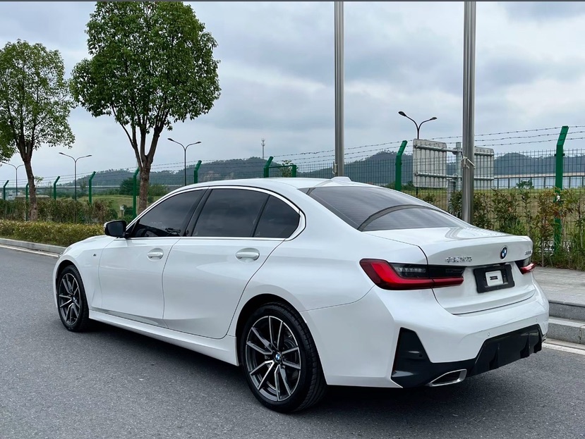 BMW 3 Series 2024 #4 BMW 3 Series 2024 car image #4