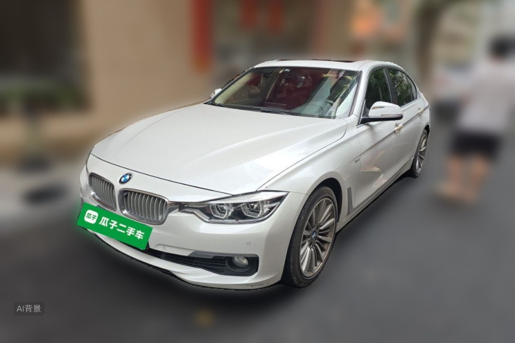 BMW 3 Series 2019 car image #2
