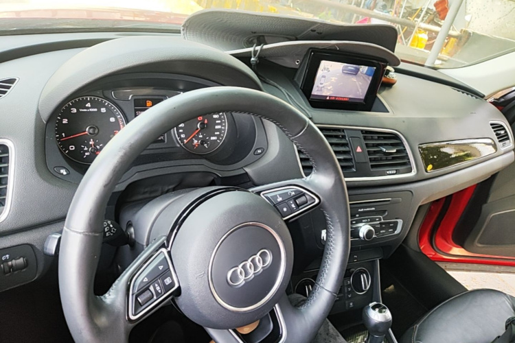 Audi Q3 2019 #10 Audi Q3 2019 car image #10