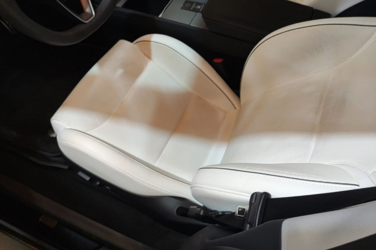 Tesla Model 3 2024 car image #15