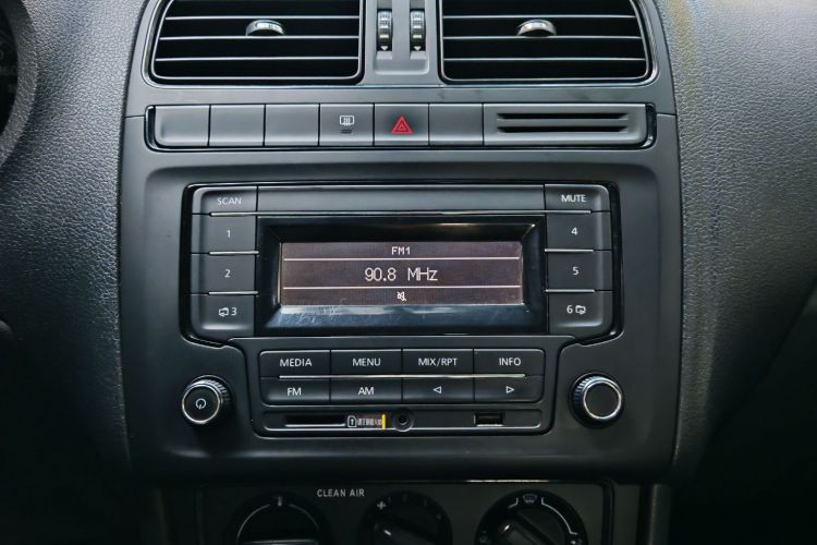 Volkswagen Polo 2018 #17 Volkswagen Polo 2018 car image #17