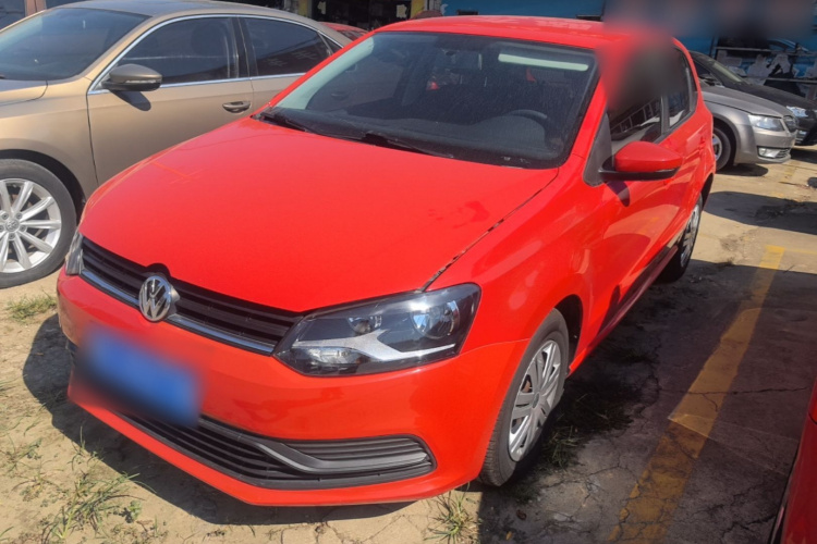 Volkswagen Polo 2019 car image #2