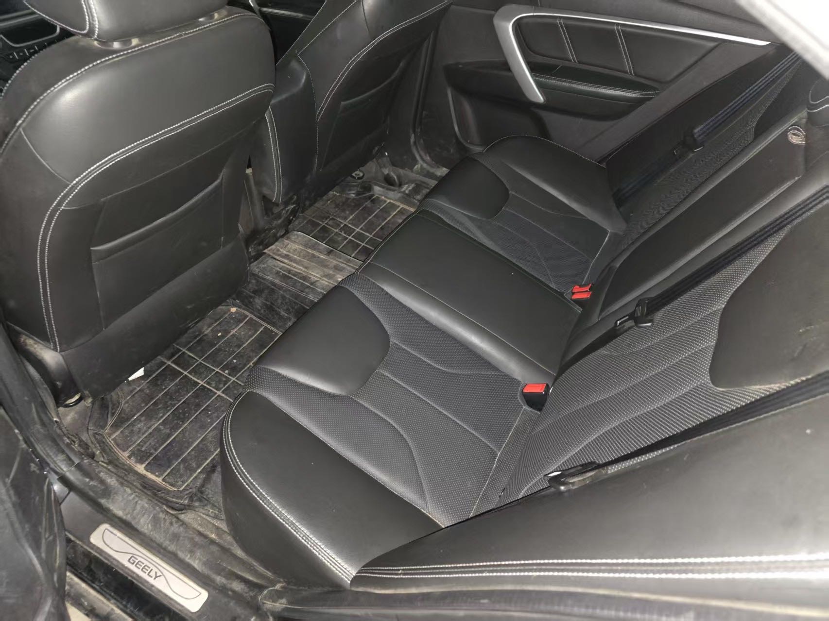 GEELY Emgrand 2017 imagem de carro #3