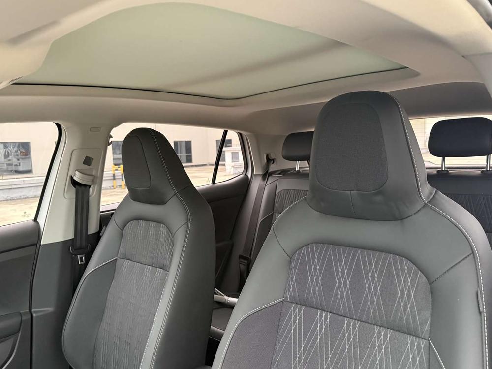 Volkswagen T-Cross 2021 #18 Volkswagen T-Cross 2021 car image #18