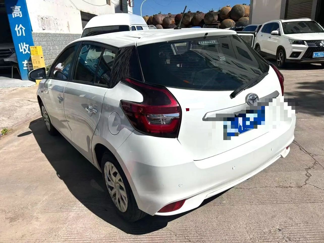 Toyota Vios FS 2023 #4 Toyota Vios FS 2023 صورة سيارة #4