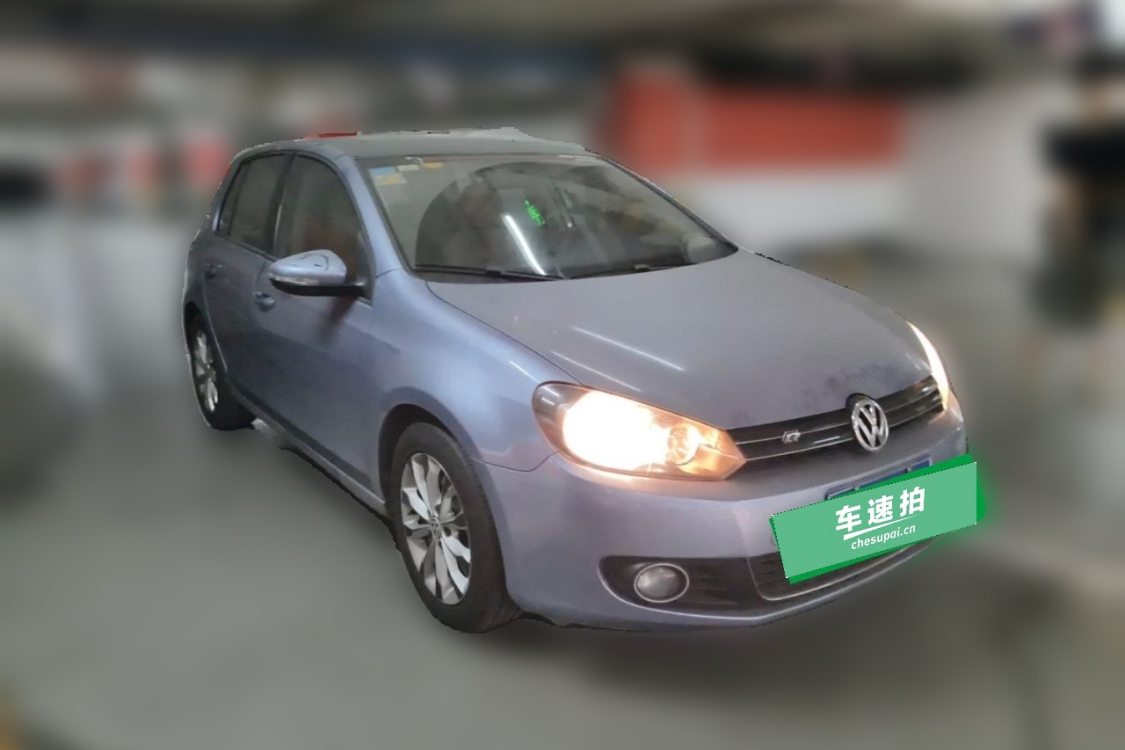 Volkswagen Golf 2012 car image #2