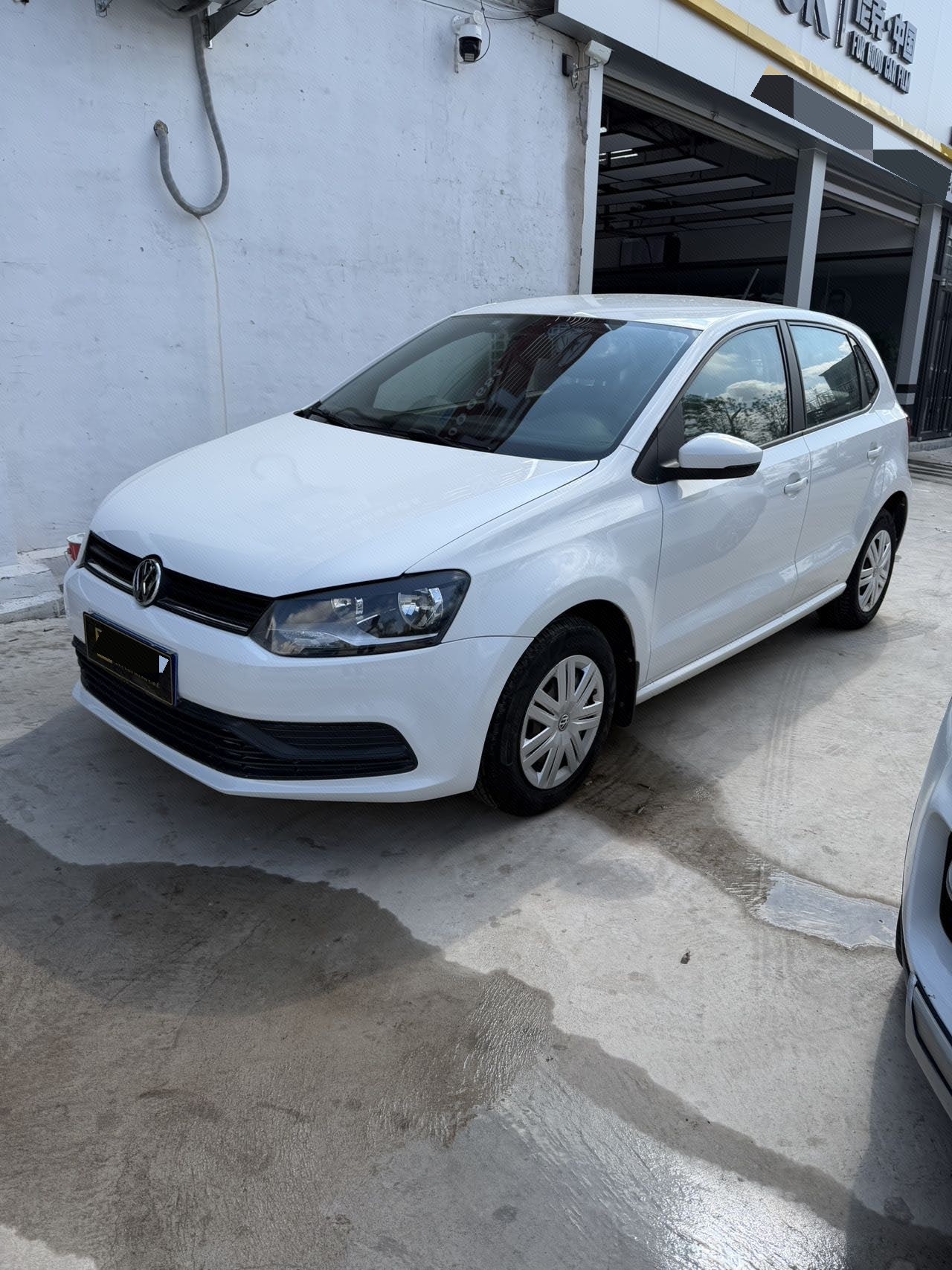 Volkswagen Polo 2017 car image 