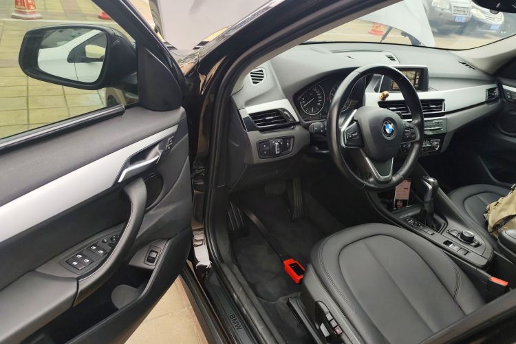 BMW X1 2017 image de voiture #12