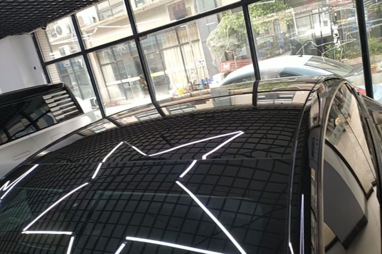 Tesla Model Y 2023 car image #25