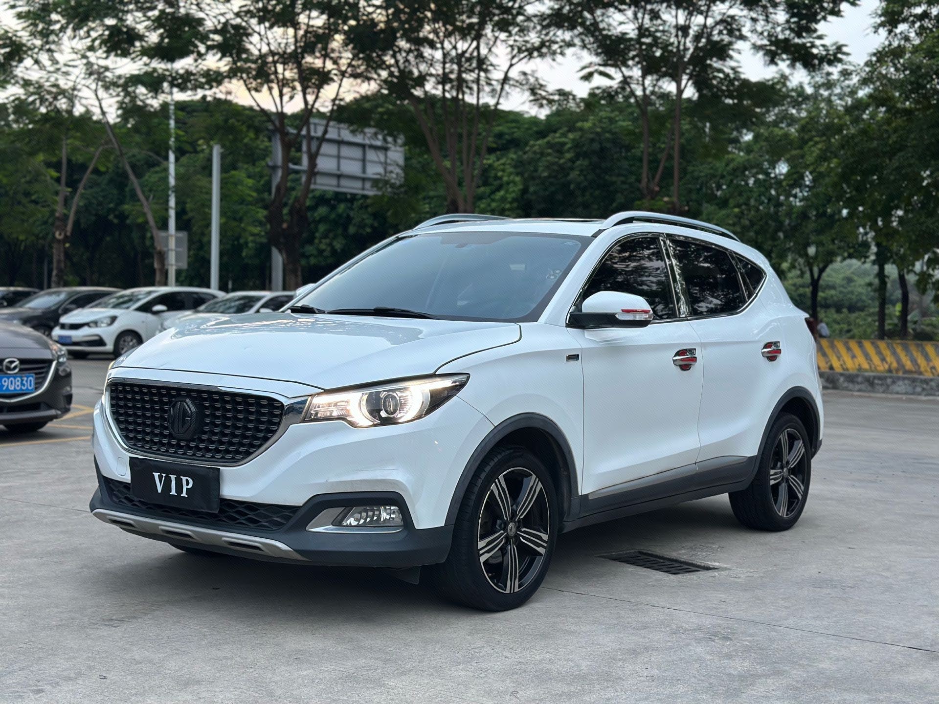 MG ZS 2019 MG ZS 2019 car image