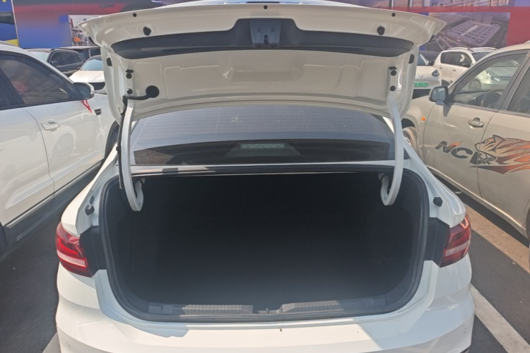 Volkswagen Lavida 2023 car image #19