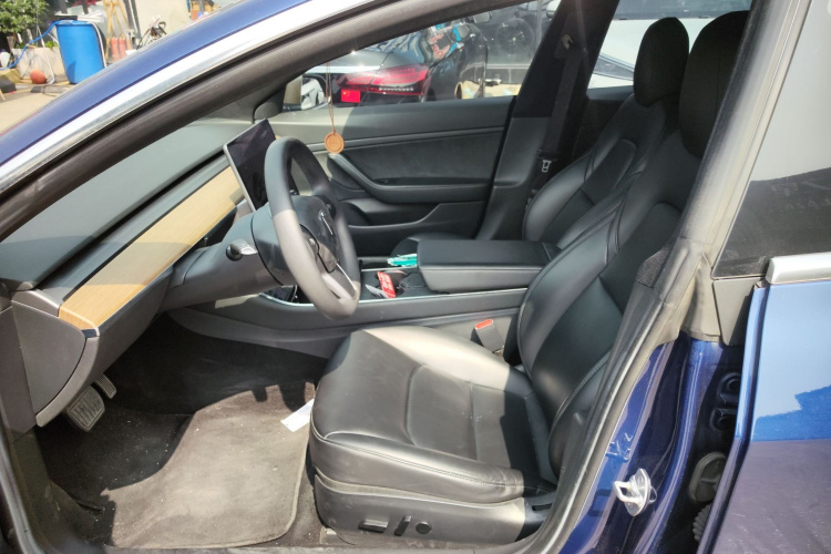 Tesla Model 3 2020 #15 Tesla Model 3 2020 car image #15