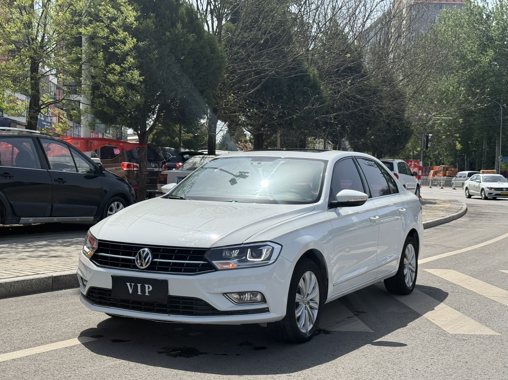 Volkswagen Bora 2018 car image 