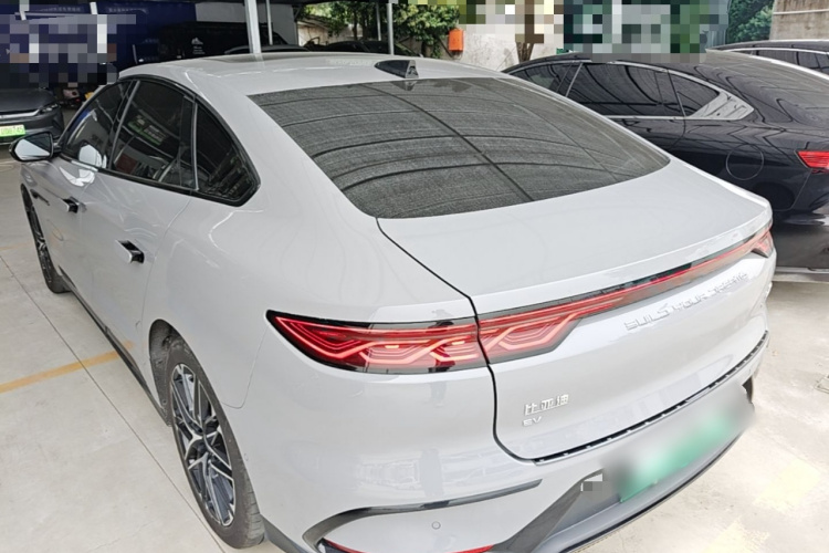 BYD Han 2025 #5 BYD Han 2025 car image #5