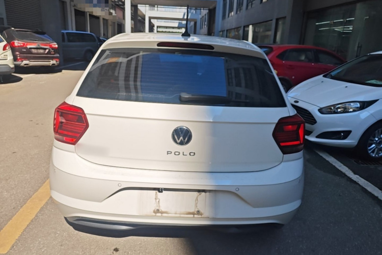 Volkswagen Polo 2021 car image #6